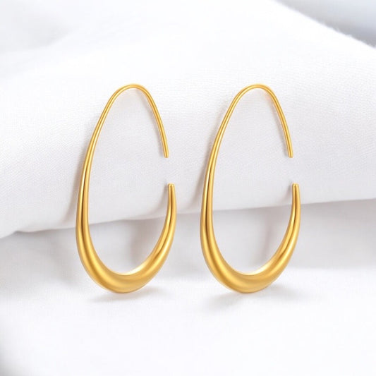 Boucle d'oreille créole élégante